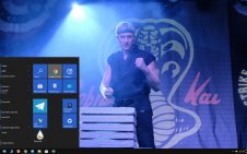 Cobra Kai win10 theme