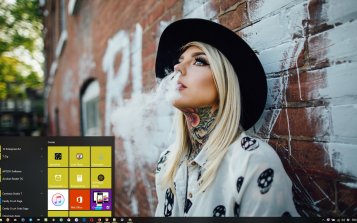Tattoo Girl Theme Desktop