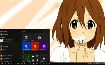 Yui Hirasawa Theme Desktop