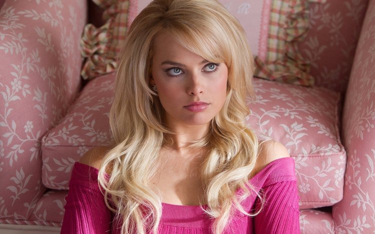 Margot Robbie Theme screenshot #1