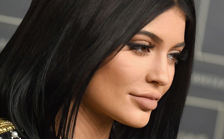 Kylie Jenner Theme screenshot #14