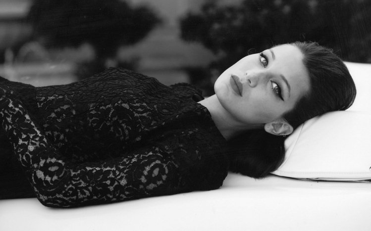 Bella Hadid Theme screenshot #11