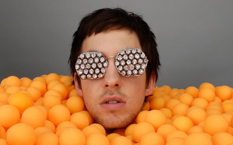 Calvin Harris Theme screenshot #4