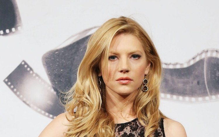Katheryn Winnick Theme screenshot #7