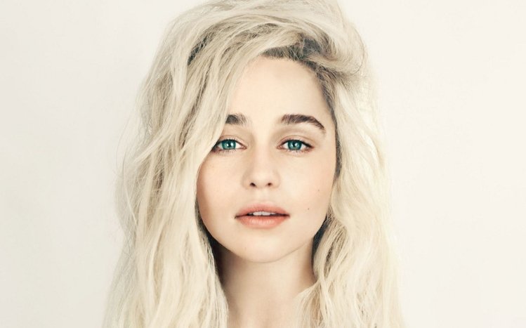 Emilia Clarke Theme screenshot #13