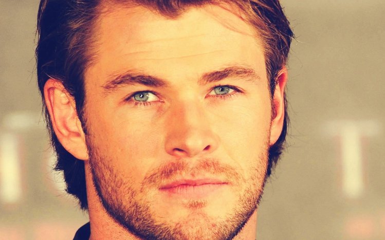 Chris Hemsworth Theme screenshot #8