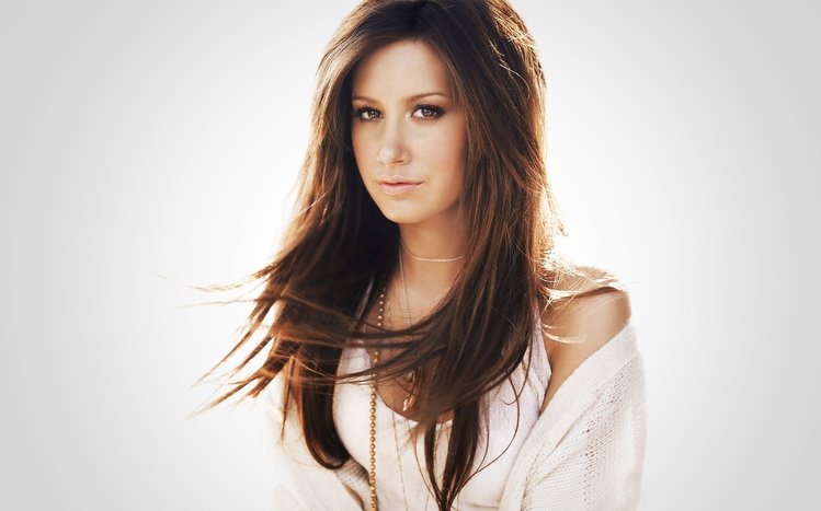 Ashley Tisdale Theme screenshot #12
