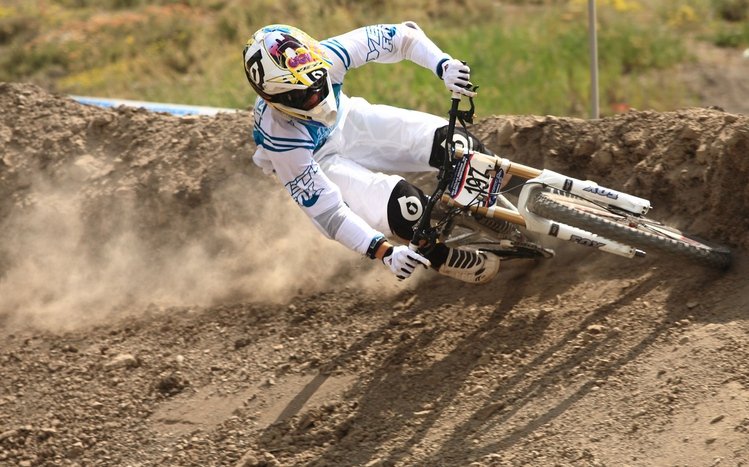 Downhill Biking Theme screenshot #6