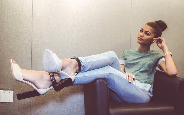  Zendaya Theme screenshot #13