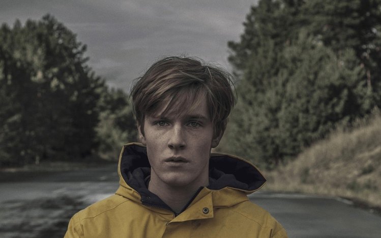 Dark (TV series) Theme screenshot #8