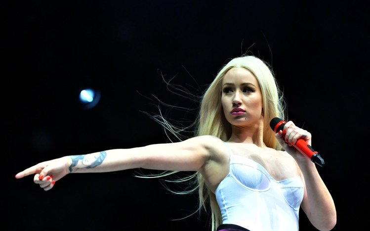 Iggy Azalea Theme screenshot #9