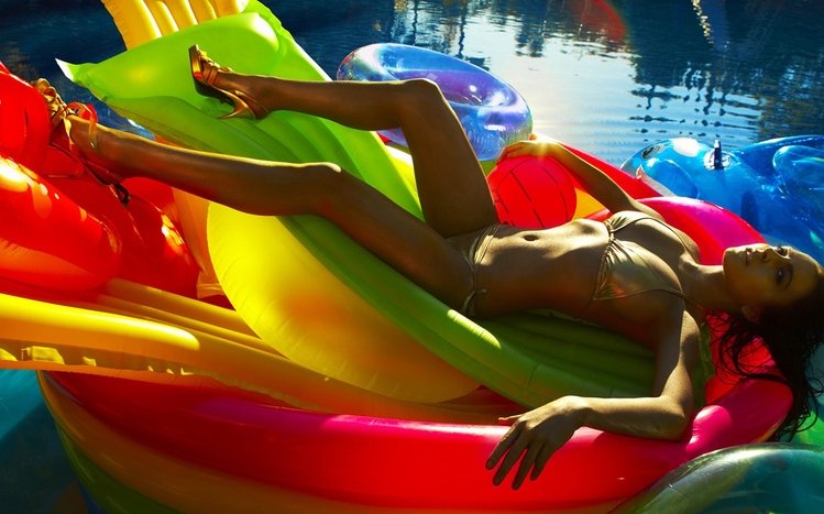 Lindsay Lohan Theme screenshot #14