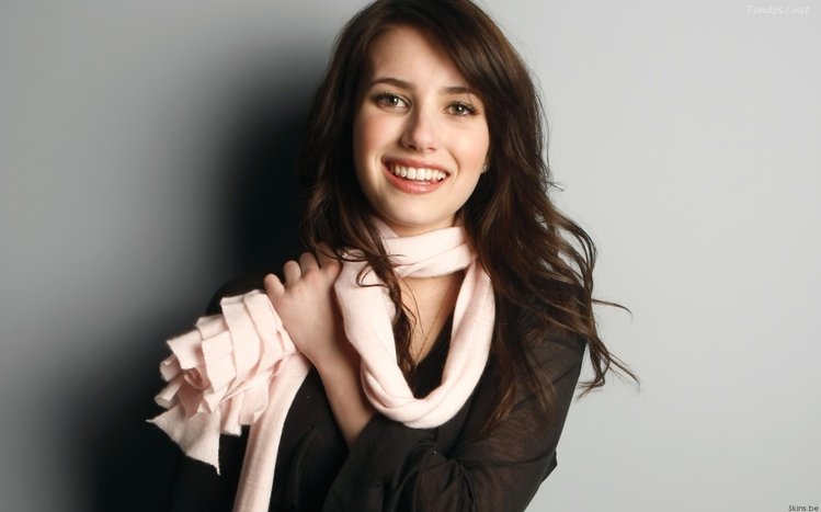 Emma Roberts Theme screenshot #15