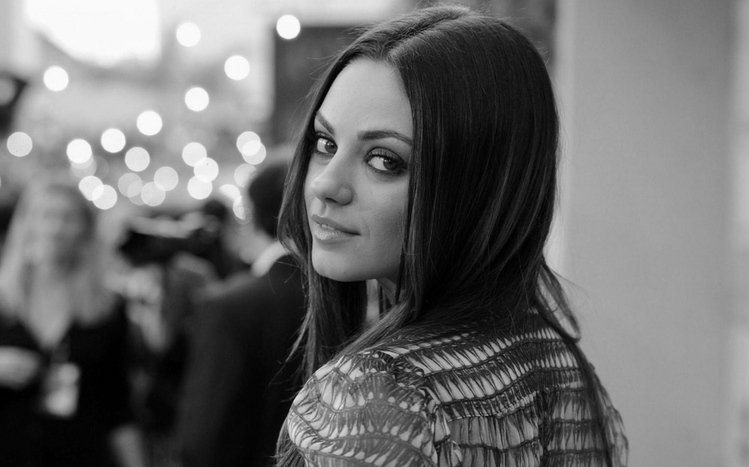 Mila Kunis Theme screenshot #13