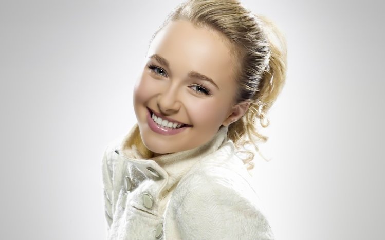 Hayden Panettiere Theme screenshot #19