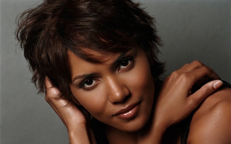 Halle Berry Theme screenshot #3