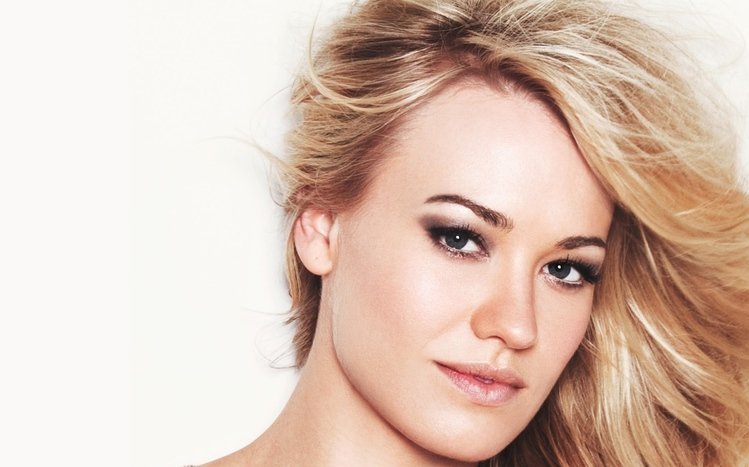 Yvonne Strahovski Theme screenshot #8