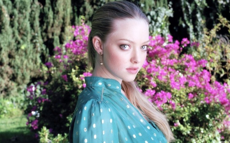 Amanda Seyfried Theme screenshot #6