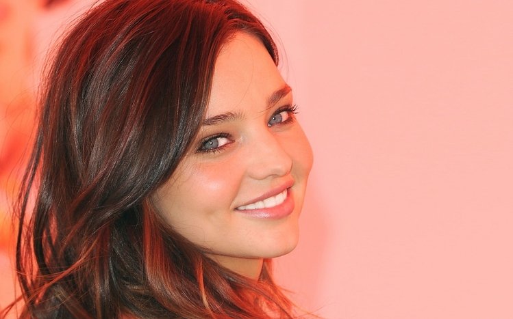 Miranda Kerr Theme screenshot #2