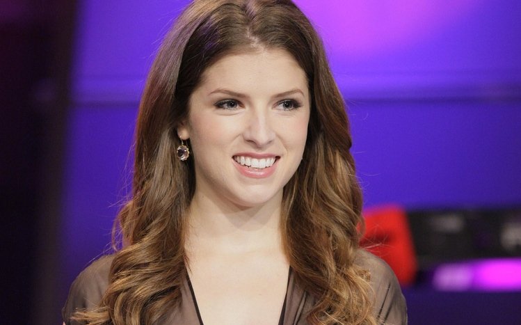 Anna Kendrick Theme screenshot #25