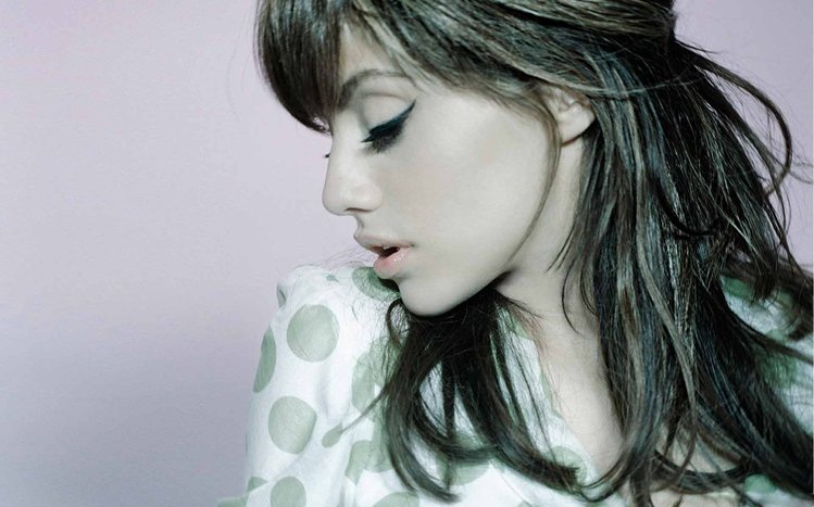 Brittany Murphy Theme screenshot #1