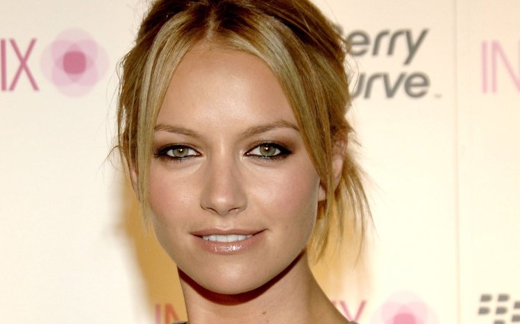 Becki Newton Theme screenshot #9