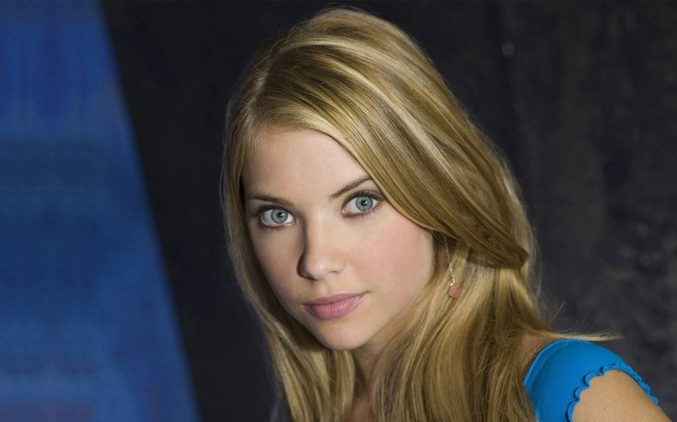Ashley Benson Theme screenshot #10