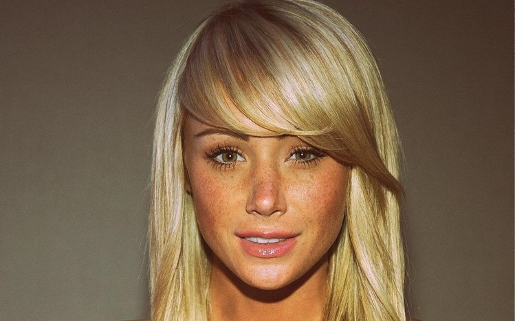 Sara Jean Underwood Theme screenshot #11